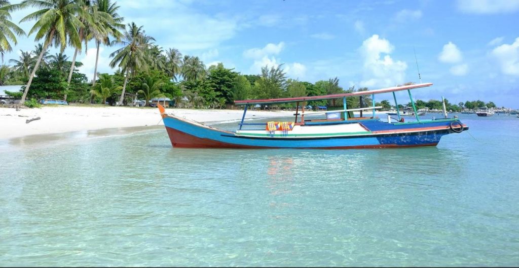 Tips Menyewa Perahu Atau Kapal Saat Berwisata Ke Bangka Belitung